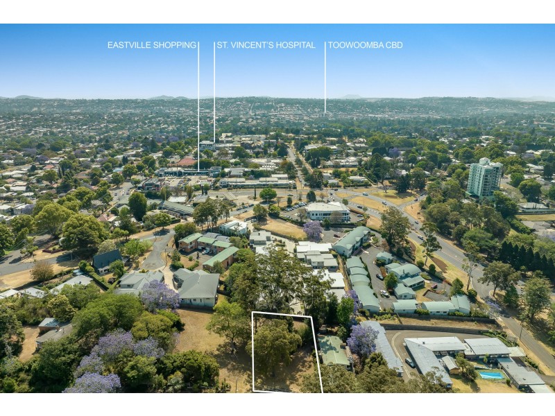 7 Sonnenberg Street, East Toowoomba QLD 4350