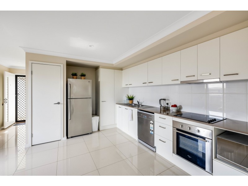 11 Wongalee Place, Cambooya QLD 4358