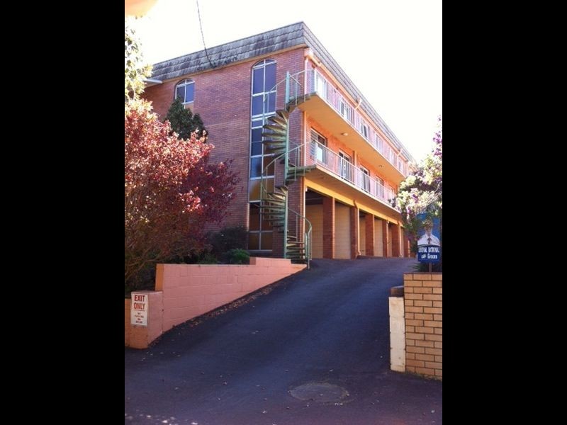 12a/33 Margaret Street, East Toowoomba QLD 4350