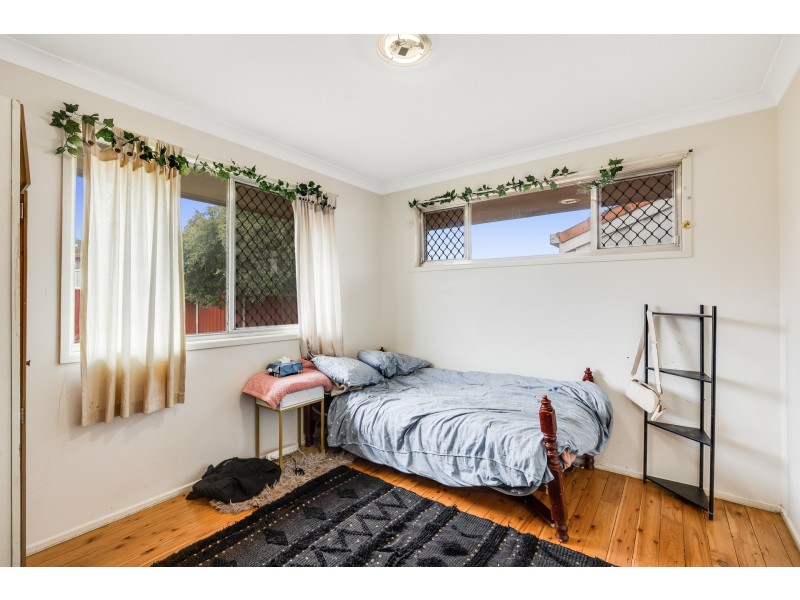 97 Drayton Road, Harristown QLD 4350