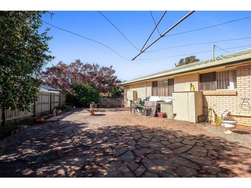 3 Garvey Street, Mount Lofty QLD 4350