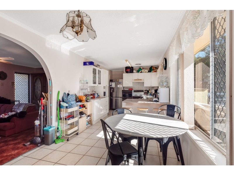 3 Garvey Street, Mount Lofty QLD 4350