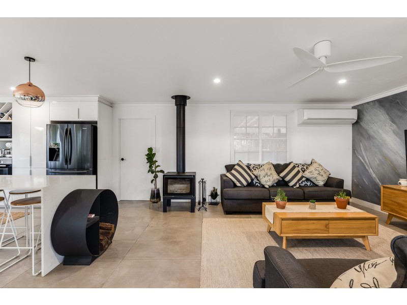 32 Llewellyn Street, Centenary Heights QLD 4350