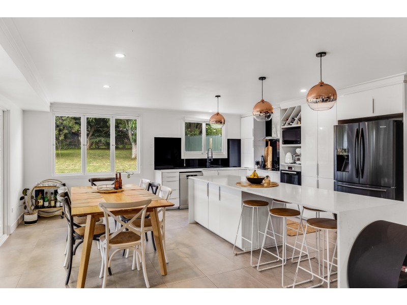 32 Llewellyn Street, Centenary Heights QLD 4350