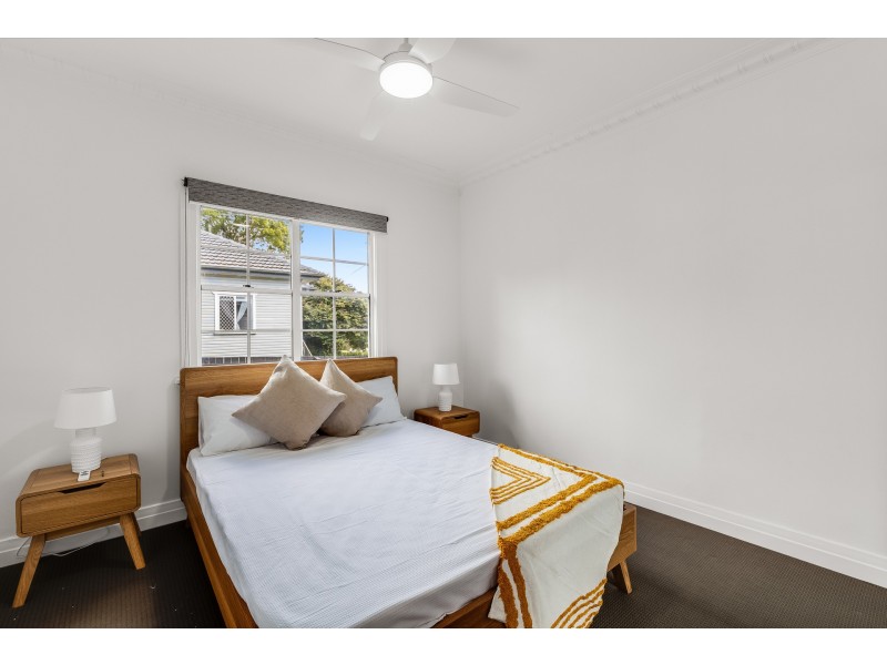 32 Llewellyn Street, Centenary Heights QLD 4350
