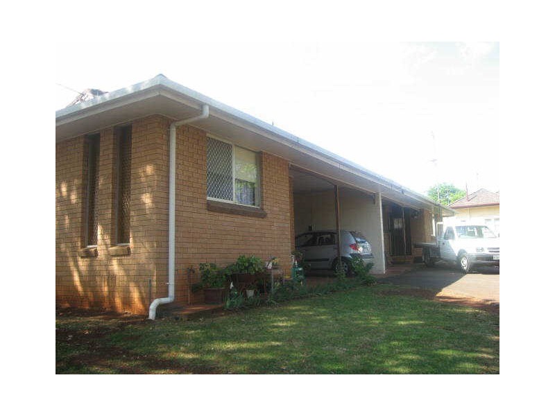 1/72 Hume Street, North Toowoomba QLD 4350