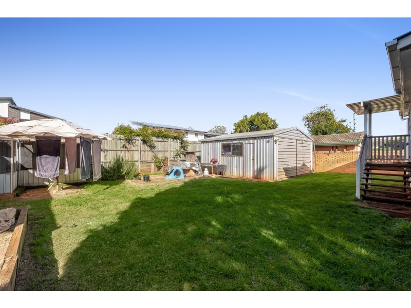 92 Anzac Avenue, Newtown QLD 4350