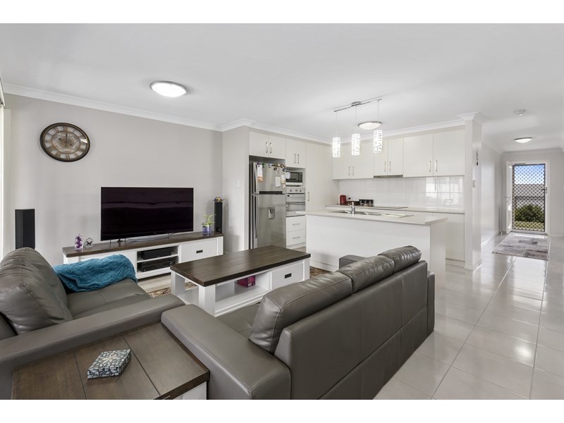 1/18 Tempest Drive, Glenvale QLD 4350
