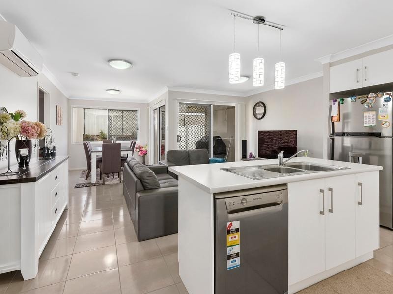 1/18 Tempest Drive, Glenvale QLD 4350