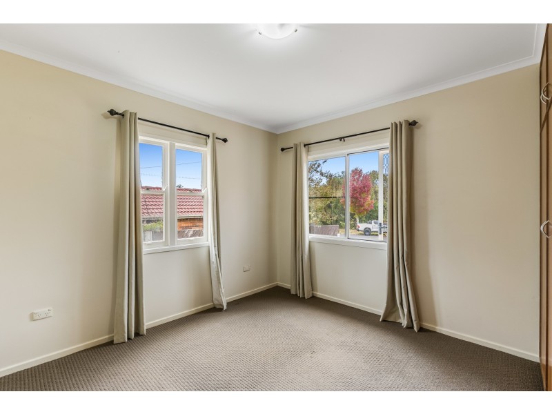221 MacKenzie Street, Centenary Heights QLD 4350