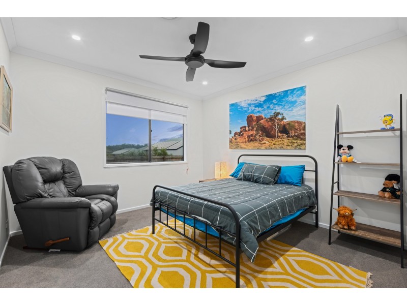 13 Greenaway Street, Greenbank QLD 4124