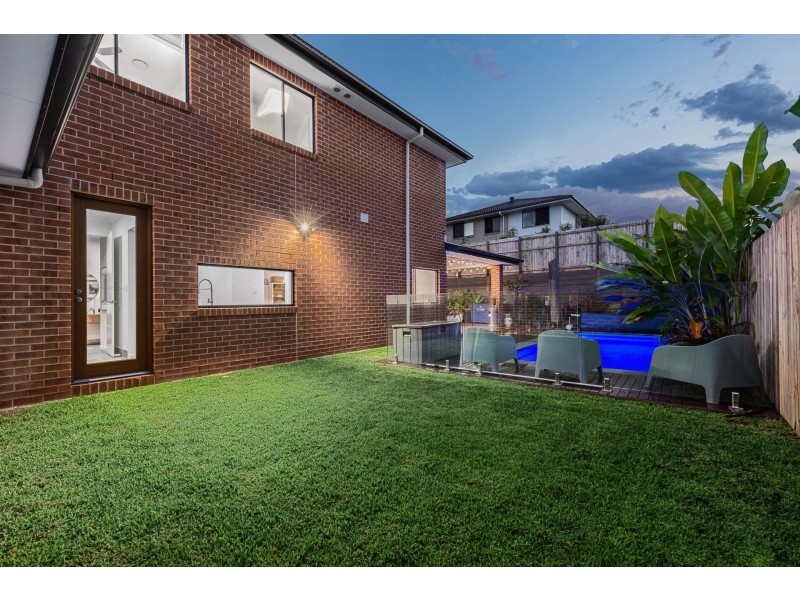 13 Greenaway Street, Greenbank QLD 4124