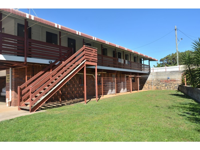 2/311 Bridge Street, Newtown QLD 4350