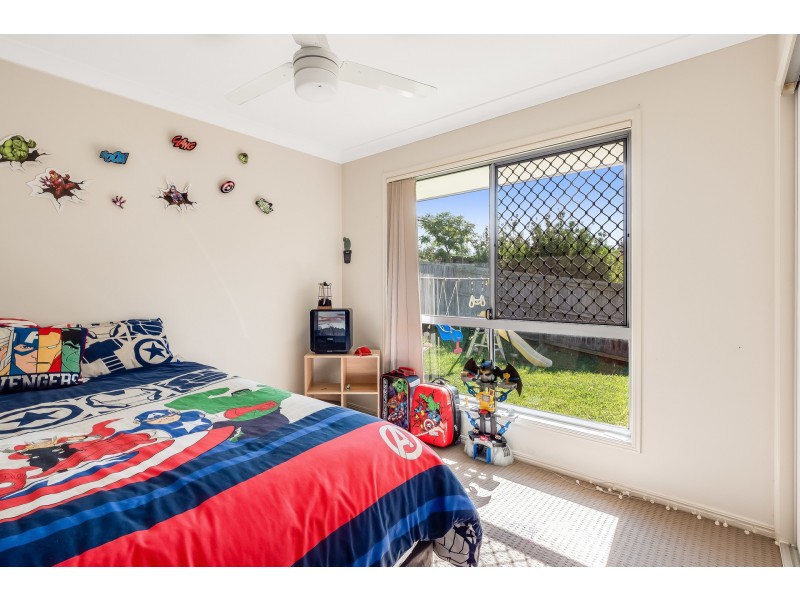 27 Kearney Street, Kearneys Spring QLD 4350