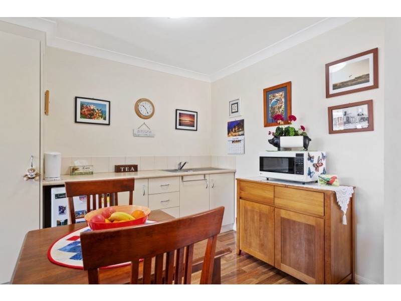 9/306-310 James Street, Harristown QLD 4350