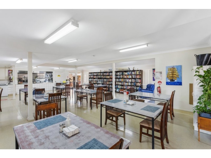 9/306-310 James Street, Harristown QLD 4350