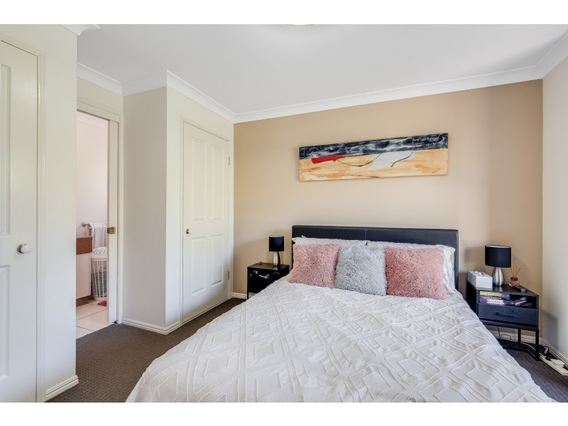 4/42 Gordon Avenue, Newtown QLD 4350