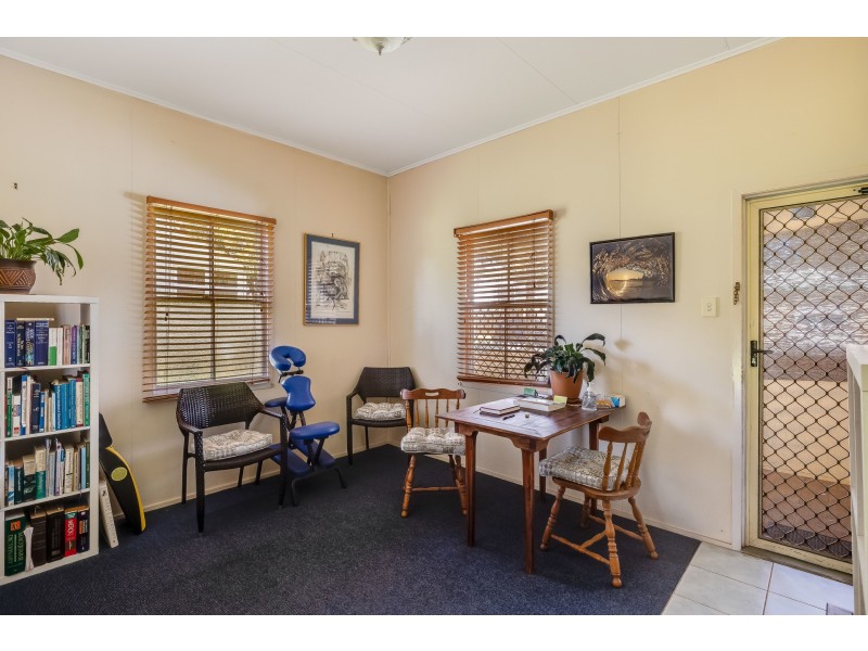 15 McCook Street, South Toowoomba QLD 4350
