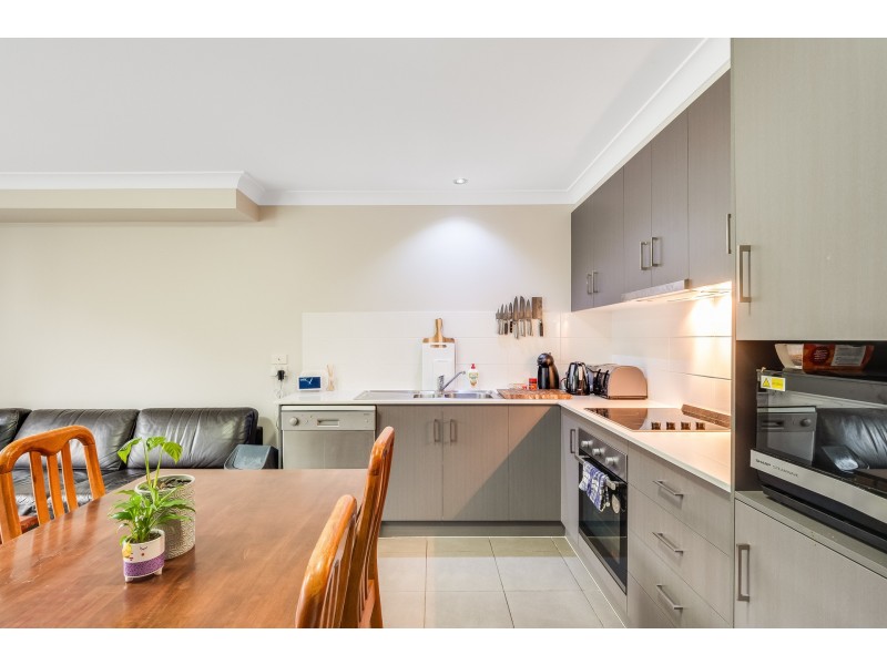 12/81 Vacy Street, Newtown QLD 4350