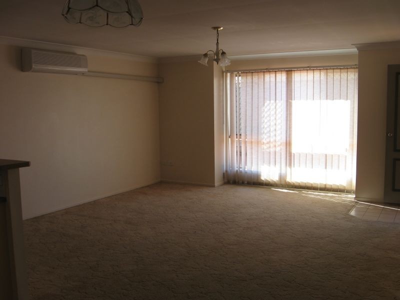 2/31 Phyllis Street, Glenvale QLD 4350
