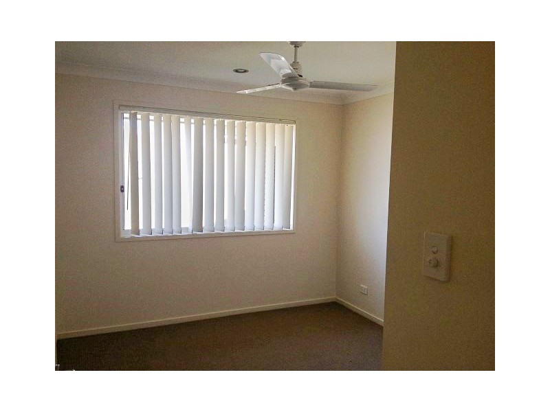 8 Huon Drive, Glenvale QLD 4350