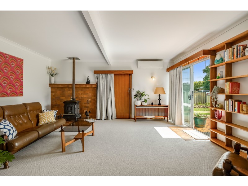 4 Cathro Street, Rockville QLD 4350