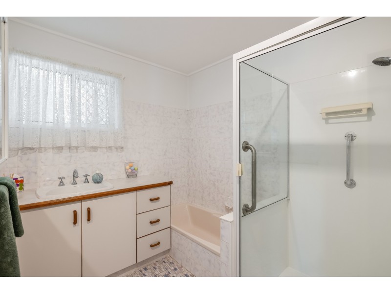 4 Cathro Street, Rockville QLD 4350