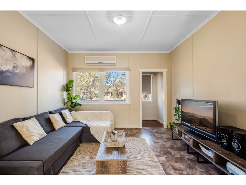 25 Park Street, Wilsonton QLD 4350