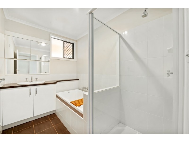 2 Doherty Street, Rockville QLD 4350