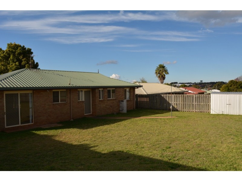 22 Danica Court, Kearneys Spring QLD 4350