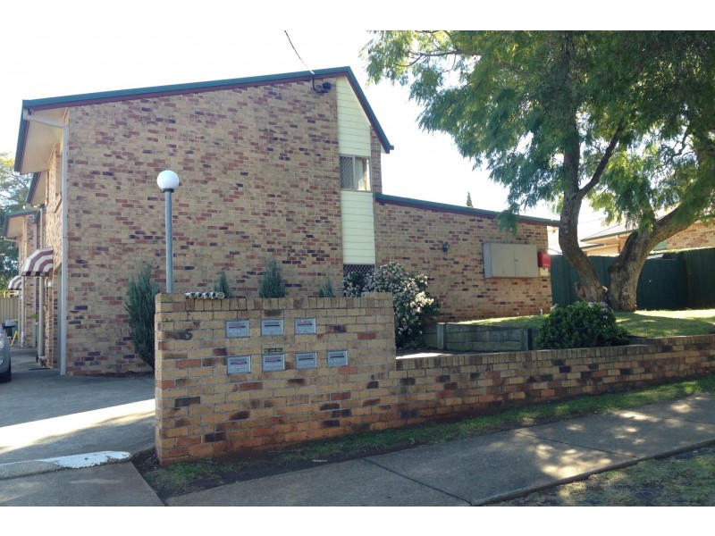 4/5 Kenric Street, Toowoomba City QLD 4350