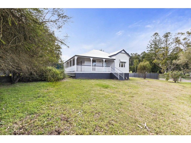 61 Hogg Street, Cranley QLD 4350