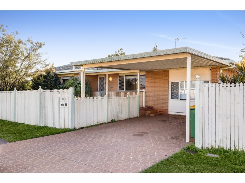 135 Drayton Road, Harristown QLD 4350