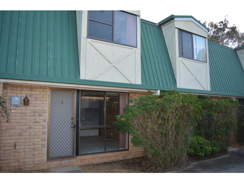 3/4 Garget Street, East Toowoomba QLD 4350