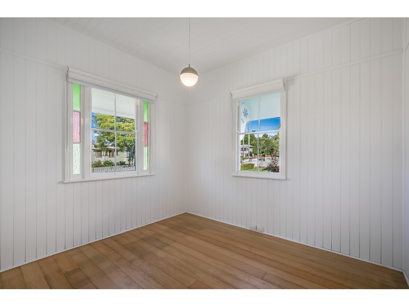 23 Bristol Street, Newtown QLD 4350