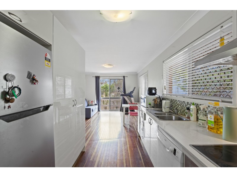 1,2,3/298 MacKenzie Street, Rangeville QLD 4350