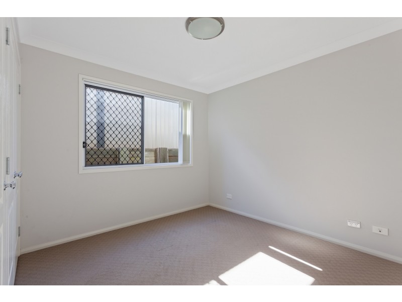 1/18 Tempest Drive, Glenvale QLD 4350