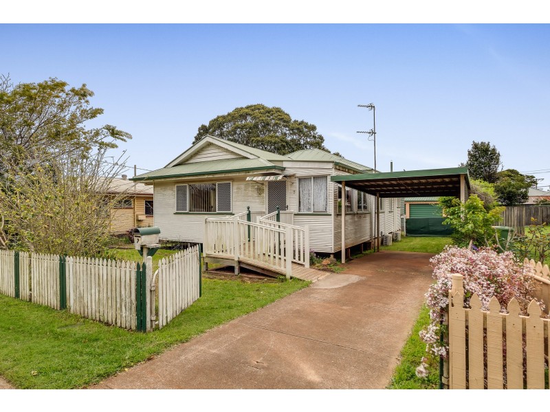 7 Doyle Street, Harlaxton QLD 4350