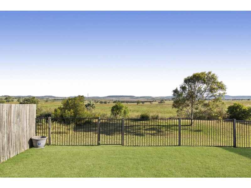 1-2/14 Kensei Street, Wyreema QLD 4352