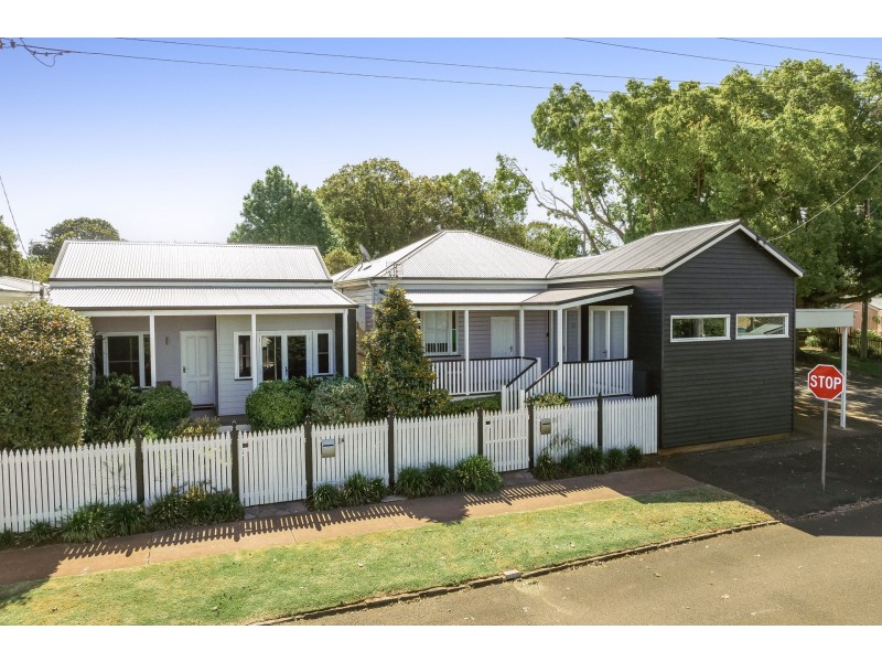 11 & 11A Gowrie Street, Toowoomba QLD 4350