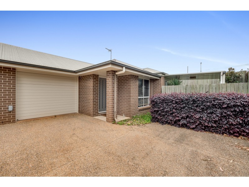 3/57 Holberton Street, Rockville QLD 4350