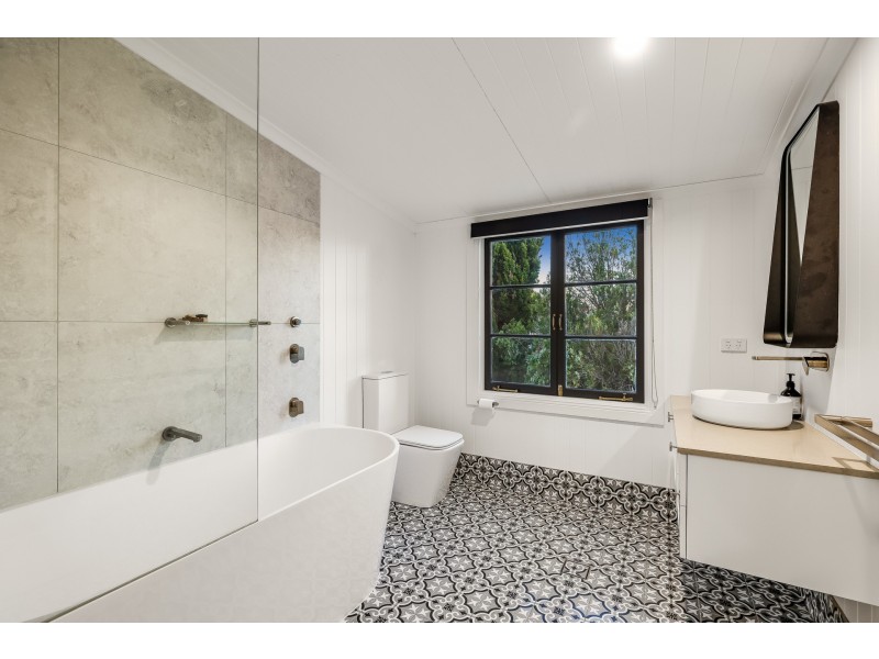 110 Jellicoe Street, North Toowoomba QLD 4350