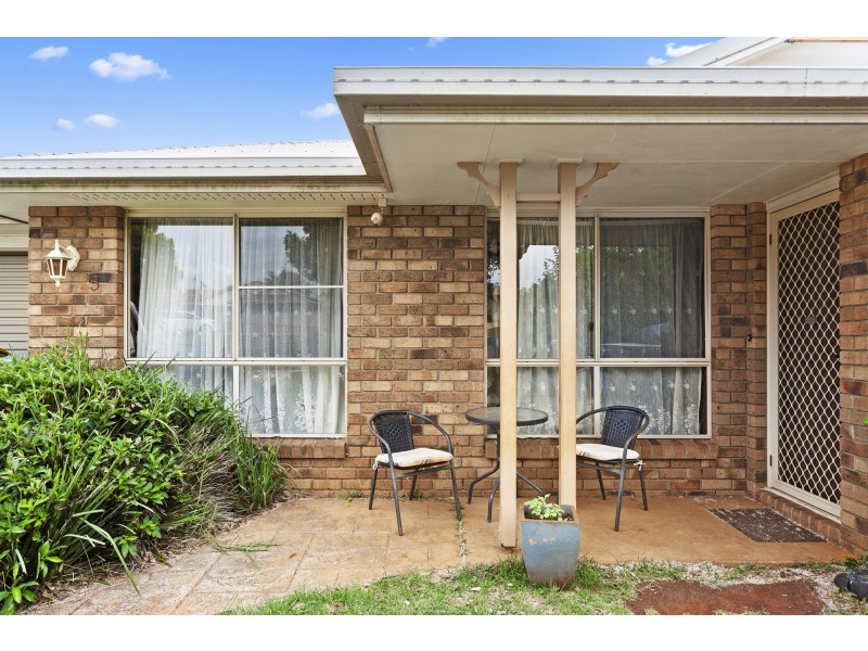 5 Candlebark Court, Glenvale QLD 4350