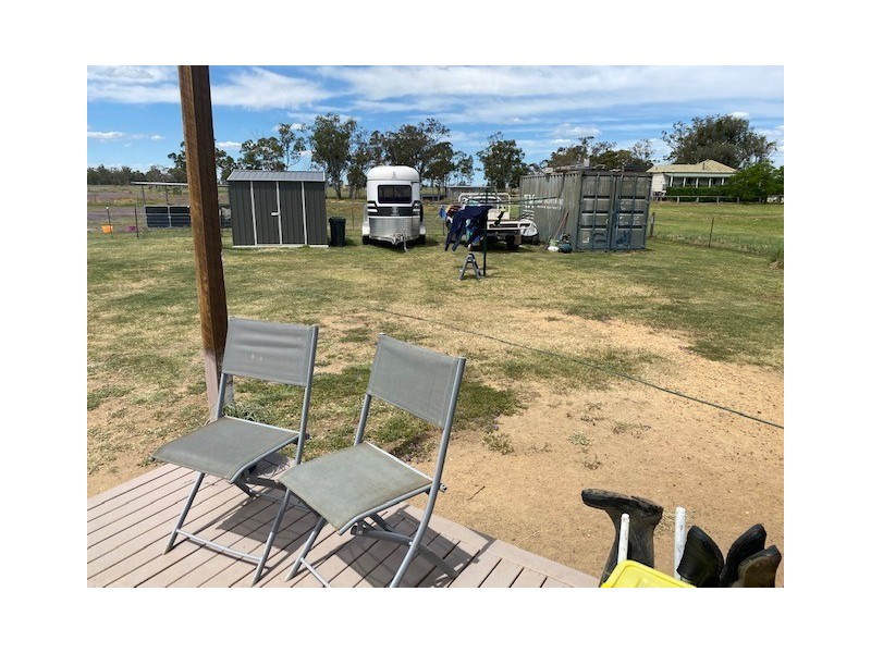 18 Charles Street, Millmerran QLD 4357