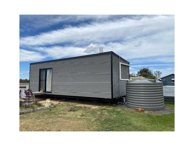 18 Charles Street, Millmerran QLD 4357
