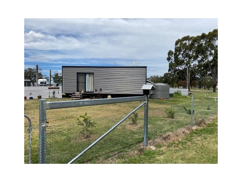 18 Charles Street, Millmerran QLD 4357