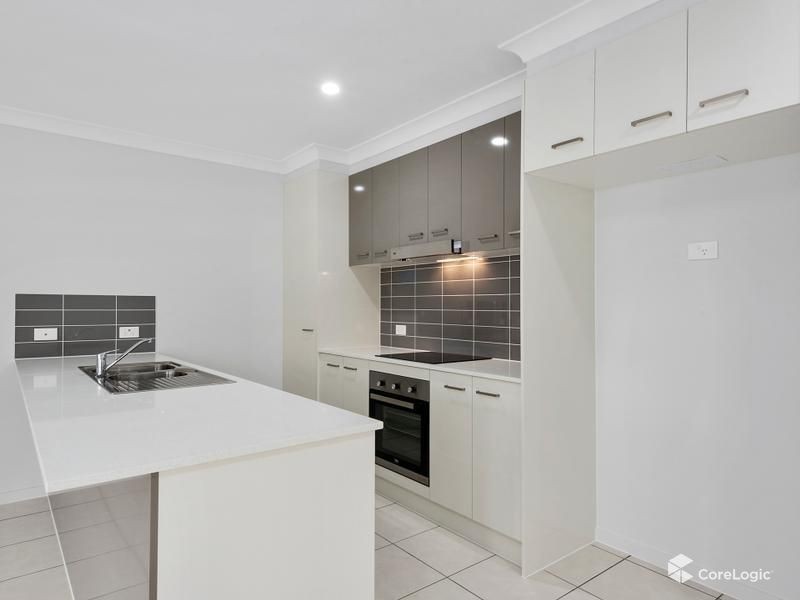 69 Barlow Street, Cranley QLD 4350