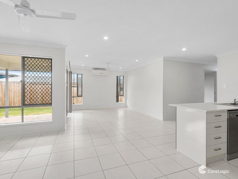 69 Barlow Street, Cranley QLD 4350