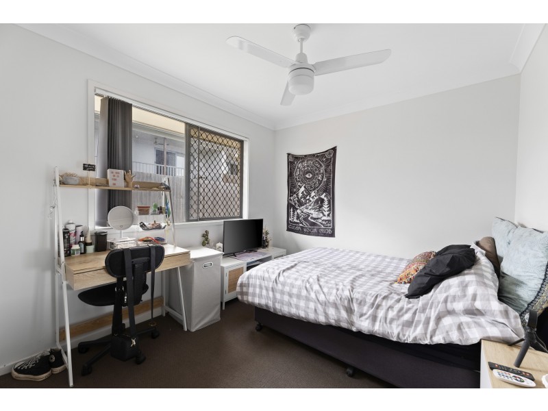 69 Barlow Street, Cranley QLD 4350