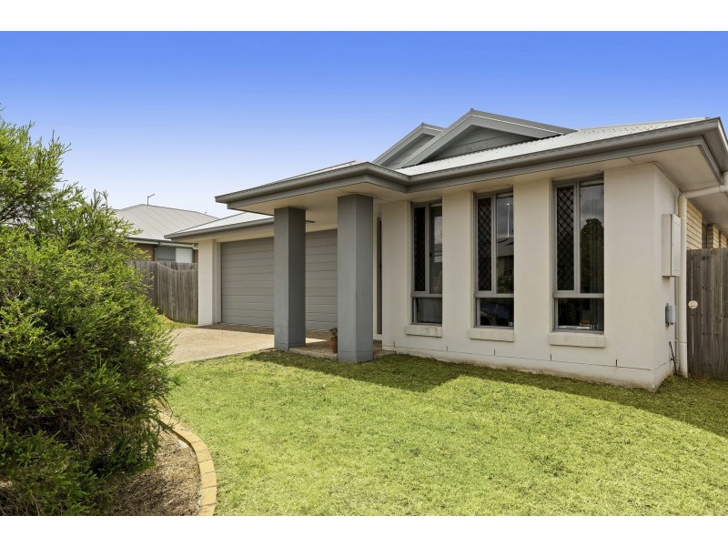69 Barlow Street, Cranley QLD 4350
